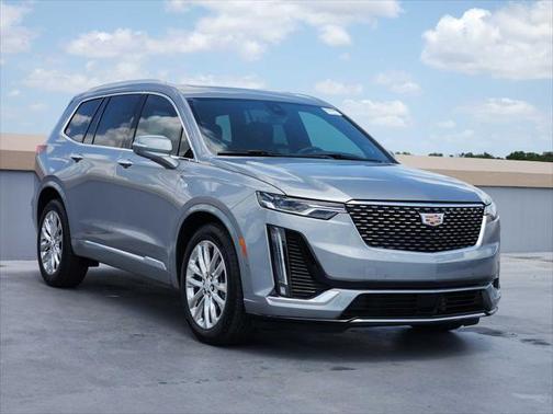 2025 Cadillac XT6 Premium Luxury FWD