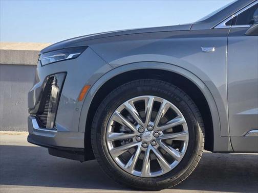 2025 Cadillac XT6 Premium Luxury FWD