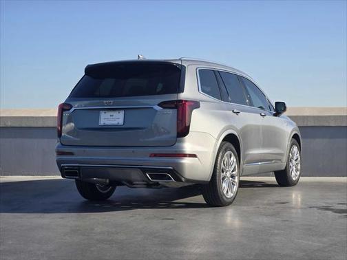 2025 Cadillac XT6 Premium Luxury FWD