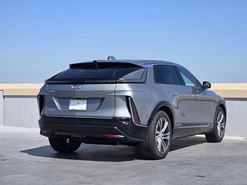 2025 Cadillac LYRIQ Luxury