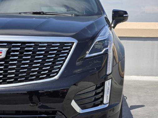 2025 Cadillac XT5 Luxury