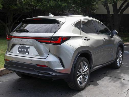 2023 Lexus NX 350h Premium