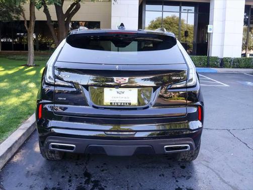 2024 Cadillac XT4 Sport