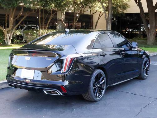 2023 Cadillac CT4 Sport