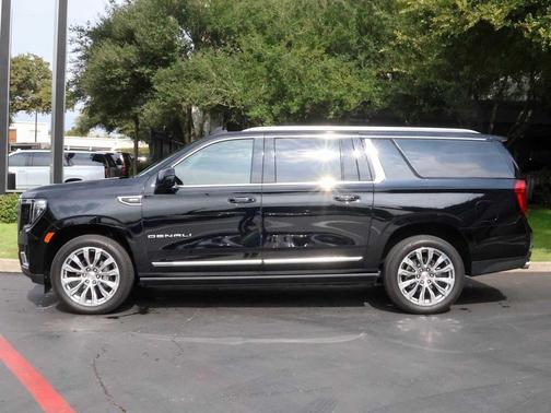 2024 GMC Yukon XL Denali