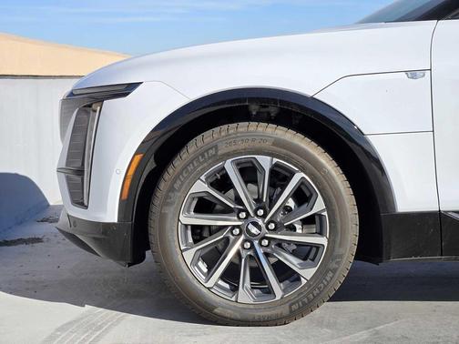 2026 Cadillac LYRIQ Sport