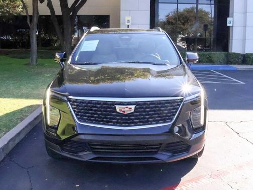 2024 Cadillac XT4 Luxury