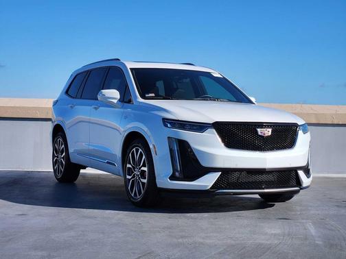 2025 Cadillac XT6 Sport AWD