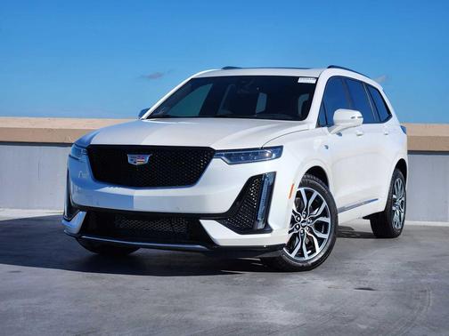 2025 Cadillac XT6 Sport AWD