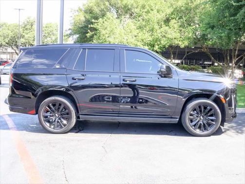 2022 Cadillac Escalade Sport