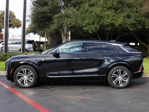 2024 Cadillac LYRIQ Luxury