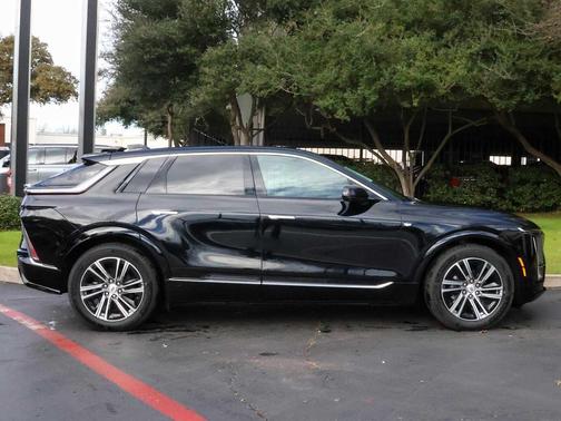 2024 Cadillac LYRIQ Luxury