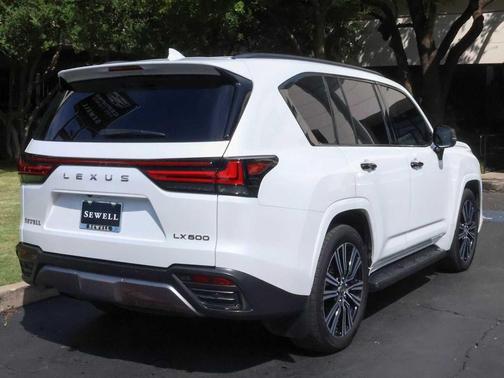 2024 Lexus LX 600 Luxury