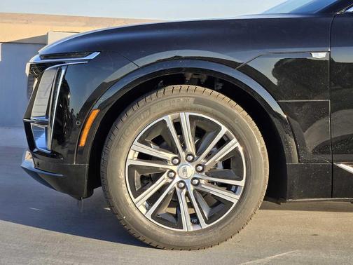 2026 Cadillac LYRIQ Premium Luxury