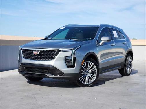 2025 Cadillac XT4 Premium Luxury