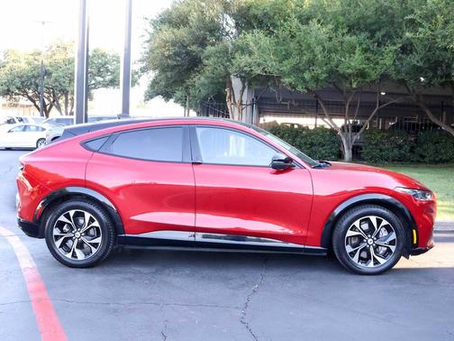 2021 Ford Mustang Mach-E Premium