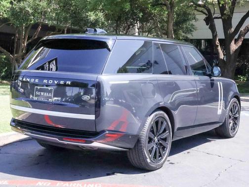 2023 Land Rover Range Rover Autobiography