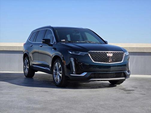 2025 Cadillac XT6 Premium Luxury FWD