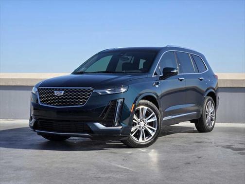 2025 Cadillac XT6 Premium Luxury FWD