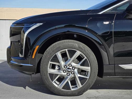 2026 Cadillac OPTIQ Luxury