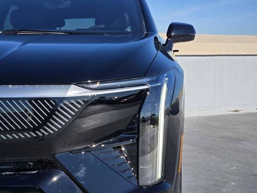 2026 Cadillac OPTIQ Luxury