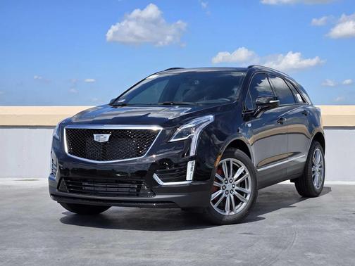 2025 Cadillac XT5 Sport