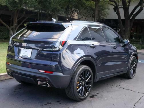 2022 Cadillac XT4 Sport