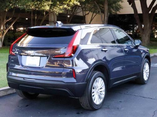 2024 Cadillac XT4 Luxury
