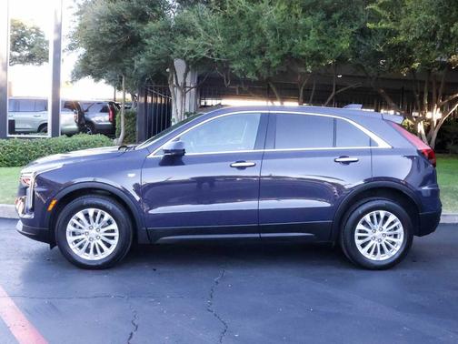 2024 Cadillac XT4 Luxury