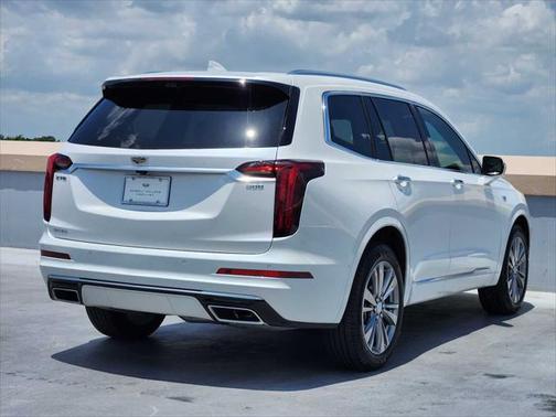 2025 Cadillac XT6 Premium Luxury FWD