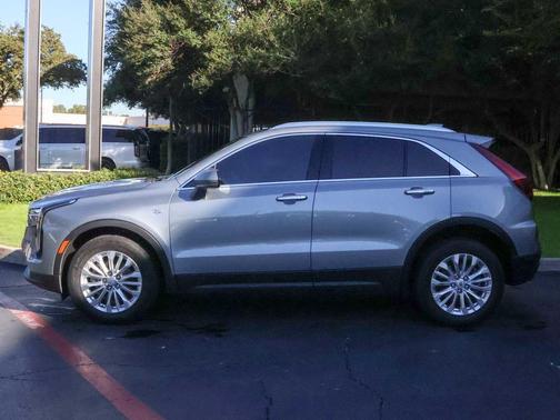 2024 Cadillac XT4 Luxury