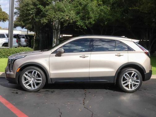 2023 Cadillac XT4 Sport