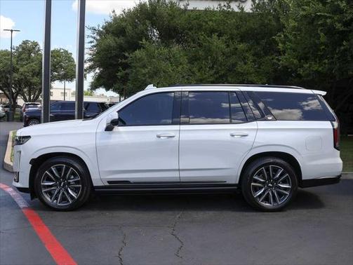 2023 Cadillac Escalade Sport