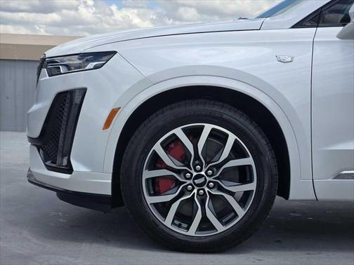 2025 Cadillac XT6 Sport AWD
