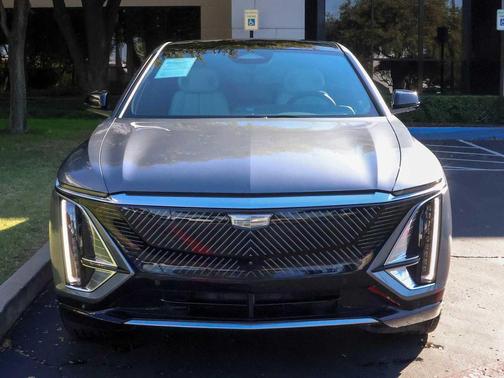 2023 Cadillac LYRIQ Luxury