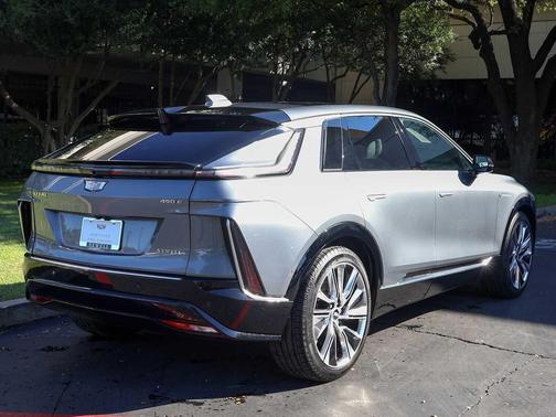 2023 Cadillac LYRIQ Luxury