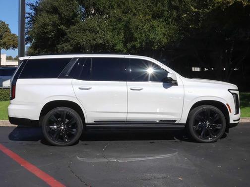 2025 Cadillac Escalade Sport