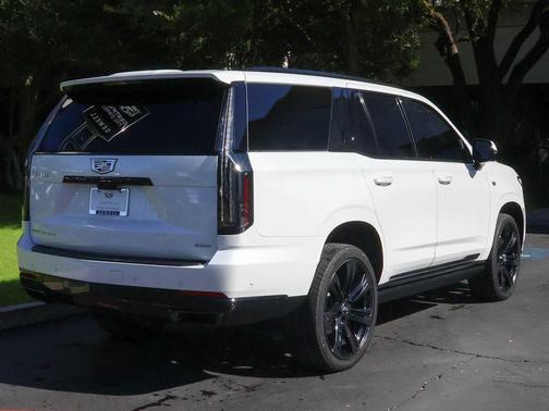 2025 Cadillac Escalade Sport