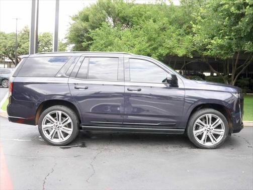 2022 Cadillac Escalade Sport