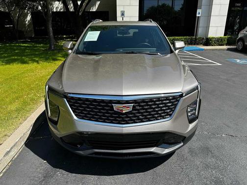 Latte Metallic 2025 Cadillac XT4 Premium Luxury