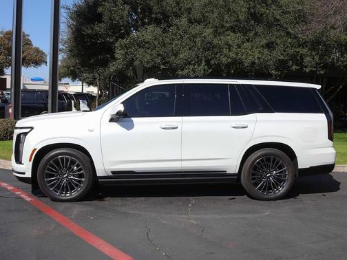 2025 Cadillac Escalade Sport Platinum