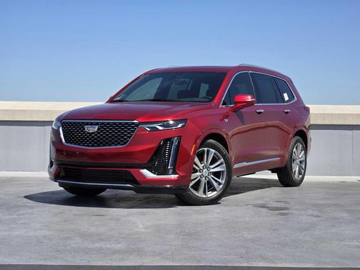 2025 Cadillac XT6 Premium Luxury FWD