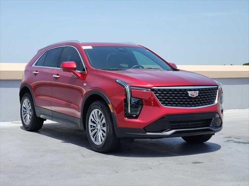 2025 Cadillac XT4 Premium Luxury