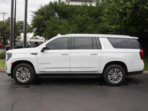 2021 GMC Yukon XL SLT