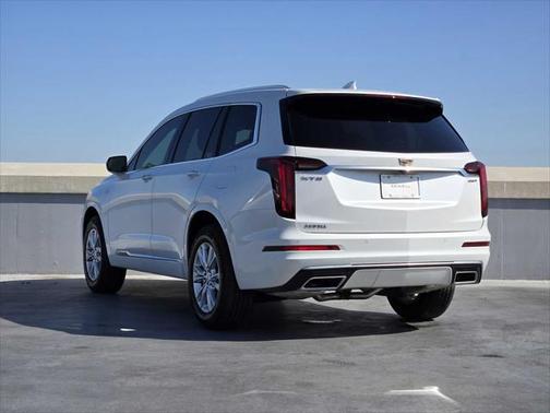 2025 Cadillac XT6 Luxury FWD