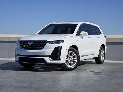 2025 Cadillac XT6 Luxury FWD