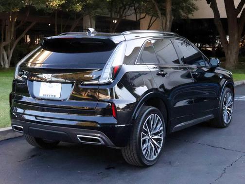 2024 Cadillac XT4 Sport