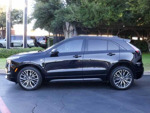 2024 Cadillac XT4 Sport