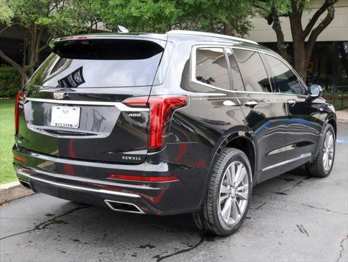 2022 Cadillac XT6 Premium Luxury AWD