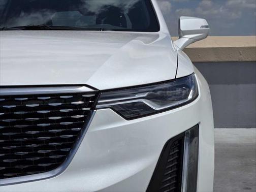 2025 Cadillac XT6 Luxury FWD